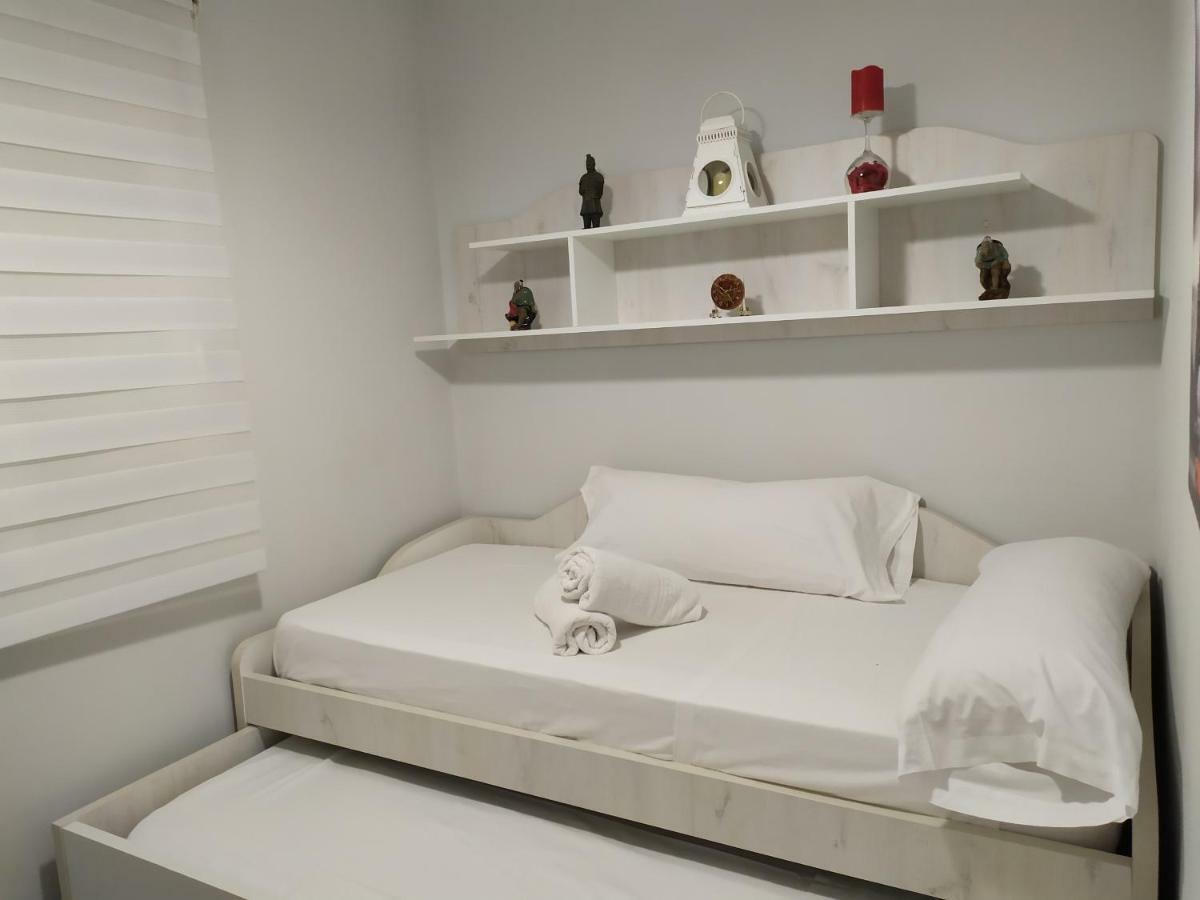 Los Nidos Carihuela New&Beach Торремолинос Экстерьер фото